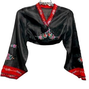 Asian crop shoulder and arm cover with embroidery flowers size S/M